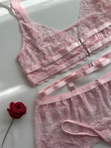 Pembe Jartiyerli Takım