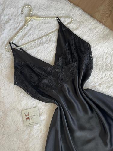 Siyah Askılı Saten Gecelik