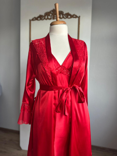 Kırmızı Sabahlık