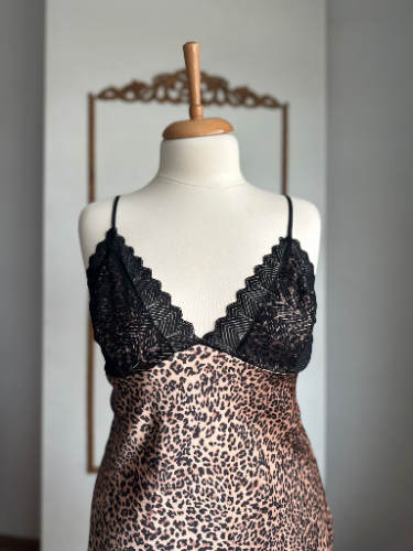 Askılı Leopar Gecelik