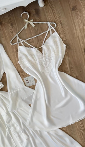 Ekru Saten Askılı Gecelik