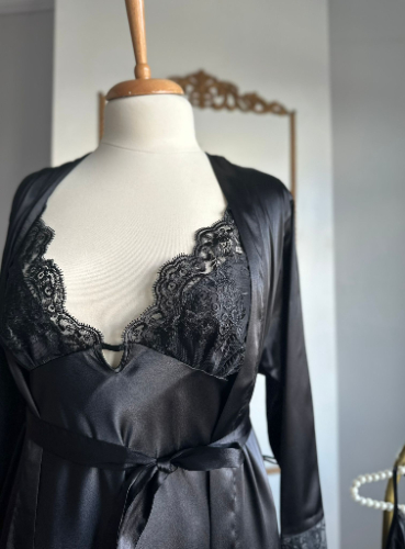 Uzun Askılı Dantel Detaylı Gecelik