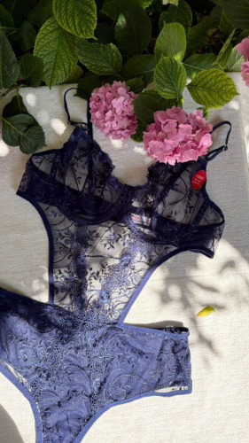Alina C cup Bodysuit